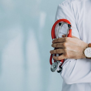 Жителей Владимирской области предупредили об аферистах под видом медиков