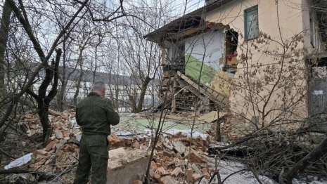 Следком начал проверку из-за падения стены дома на улице Лакина во Владимире