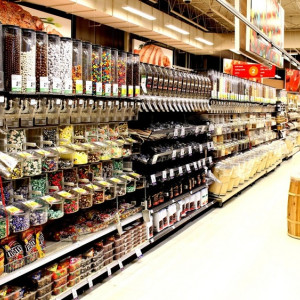 Маркетолог назвала продукты, на которые стоит ждать скидок в феврале