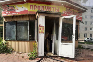 Во Владимирской области сгорел продуктовый магазин