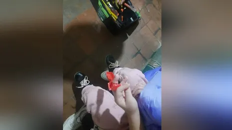В Коврове у 4-летней девочки палец застрял в пластиковой игрушке
