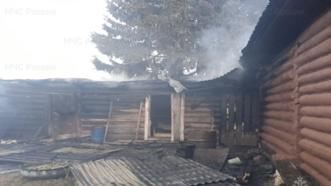 На территории монастыря в Камешковском районе случился пожар