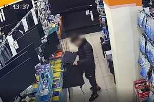 Во Владимире кража дорогих ноутбуков попала на видео