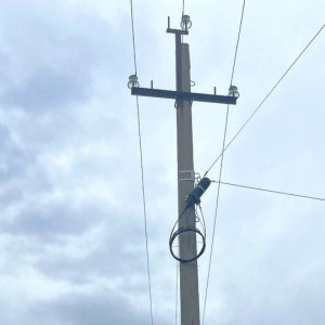 Во Владимирской области интернет-провайдеры незаконно разместили оптоволокно на проводах