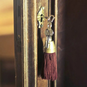 Во Владимирской области прокуратура отстояла право сироты не жить с матерью