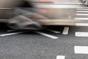 В Вязниках иномарка сбила 38-летнего пешехода во дворе дома