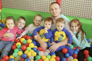 Хозяина гарема и отца 27 детей из Владимирской области предложили отправить к психиатру