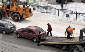 Во Владимире водителям напомнили об эвакуации машин для расчистки снега