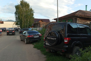 «А давайте запретим бесплатно дышать?» Жители Суздаля вновь рассорились из-за туристов