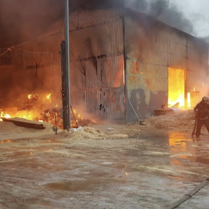 В Александрове загорелось производство топливных гранул