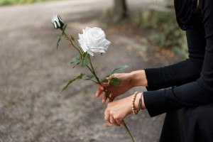 В многоэтажке Владимира нашли труп мужчины