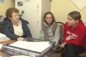 Просьба кольчугинской 16-летней девочки о лишении родителей прав дошла до Бастрыкина
