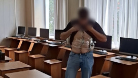 Владимирец пытался вернуть права с помощью сдачи экзамена в ГАИ через микронаушник