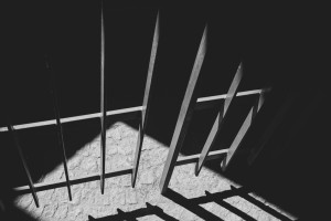 Жителя Александрова осудили на 2,5 года за предложение детям употребить наркотики