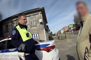 Жителя Меленковского района будут судить за попытку дать взятку сотруднику ДПС