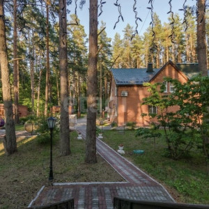 Глэмпинг «Камбары» во Владимирской области выставили на продажу за 120 млн рублей