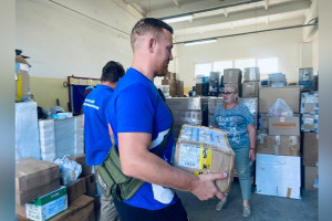 Второй гумконвой приехал в Курск из Владимирской области 