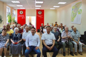 Дети войны попросили владимирских депутатов о ежемесячной выплате в 500 рублей