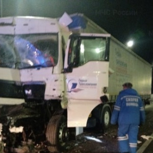 Спасатели деблокировали пострадавшего в ДТП с фурой на трассе М-7 во Владимирской области