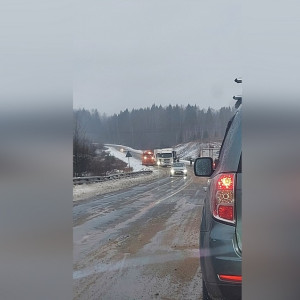 На трассе во Владимирской области на 3,5 км растянулась пробка из-за фур 