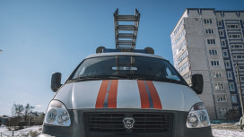 В Коврове спасатели съехались к одному из домов из-за запертой в квартире 12-летней девочки