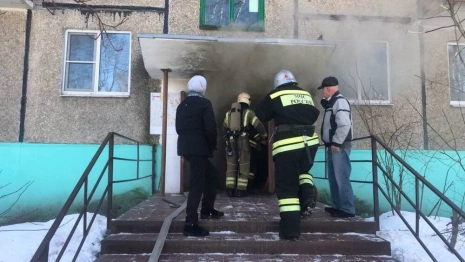 Во Владимире эвакуировали 20 человек из горящего дома