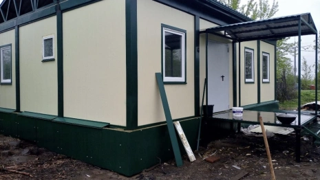 В селе под Суздалем подрядчик попал под административку за срыв сроков сдачи ФАПа