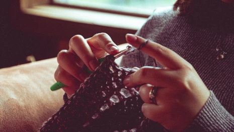 Во Владимире для мобилизованных свяжут носки и шарфы