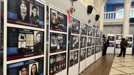 Во Владимире открылась выставка «Герои с вечно русским сердцем»