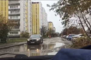 Жителей улицы Грибоедова в Коврове на 20 лет оставили без нормальной дороги
