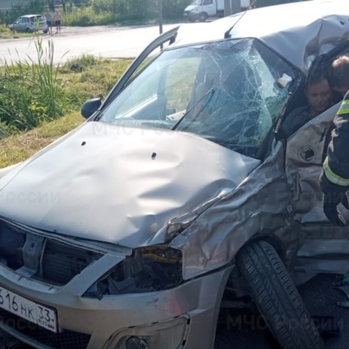 Пострадавших в ДТП на М-7 Волга под Вязниками деблокировали спасатели -  День во Владимире