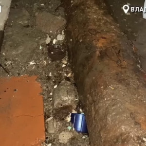 Во Владимире управляющая компания закрыла глаза на затопленный фекалиями подвал