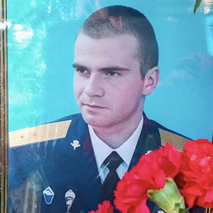В зоне СВО погиб 27-летний Артур Липатов из Меленок