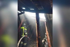 В Киржаче спасатели эвакуировали из горящего дома 9 детей и 21 взрослого