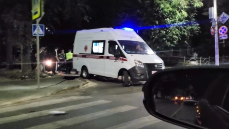 Во Владимире пьяный водитель скутера влетел под грузовик