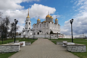Кто из известных людей приезжал во Владимирскую область в мае?