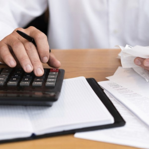 Во Владимире бывшего председателя ТСЖ заподозрили в присвоении 980 тыс. рублей