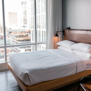 Как владимирские отельеры выживают после ухода Booking из России?