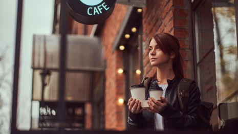 Вывески заведений во Владимире обязали переводить на русский