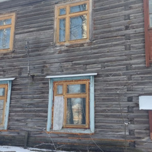 В Коврове людей оставили жить в аварийном 87-летнем бараке