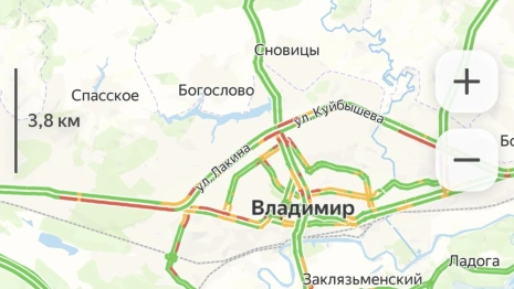 Во Владимире перед майскими праздниками растянулись пробки