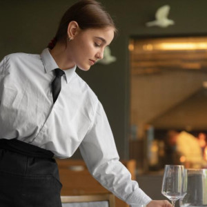 Россияне стали оставлять более щедрые чаевые