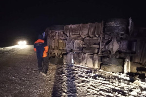 На трассе в Юрьев-Польский перевернулась фура