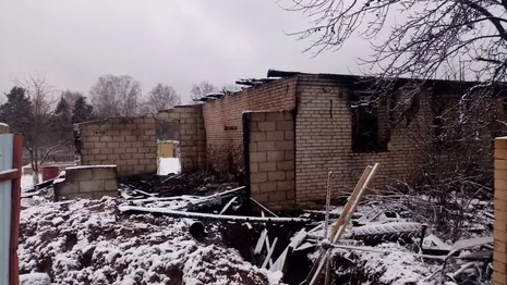 Семья с 17-летним подростком лишилась жилья из-за страшного пожара под Ковровом