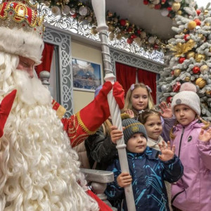 Владимирцы в первые минуты продажи раскупили билеты на поезд Деда Мороза в Коврове