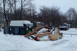 Жители Владимирской области пожаловались на заваленные мусором городские улицы 