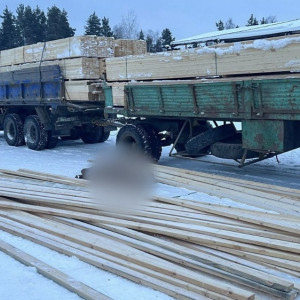 Гендиректора фирмы из Петушков будут судить за гибель грузчика под деревянными досками