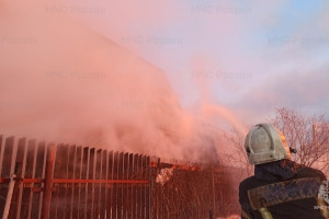 Во Владимирской области огонь уничтожил дом в 200 квадратных метров 