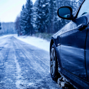 В Кольчугинском районе 52-летнего водителя легковушки занесло из-за гололедицы