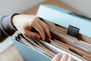 Во Владимире бывшего следователя обвинили в подлоге и отправили под суд